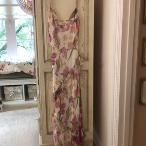 Victoria Royal 100% silk gown with matching scarf